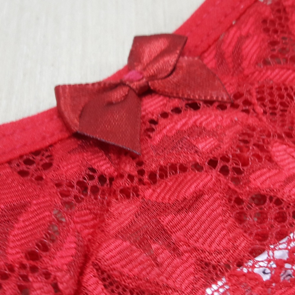 Conjunto Com Bojo Em Microfibra e Renda 