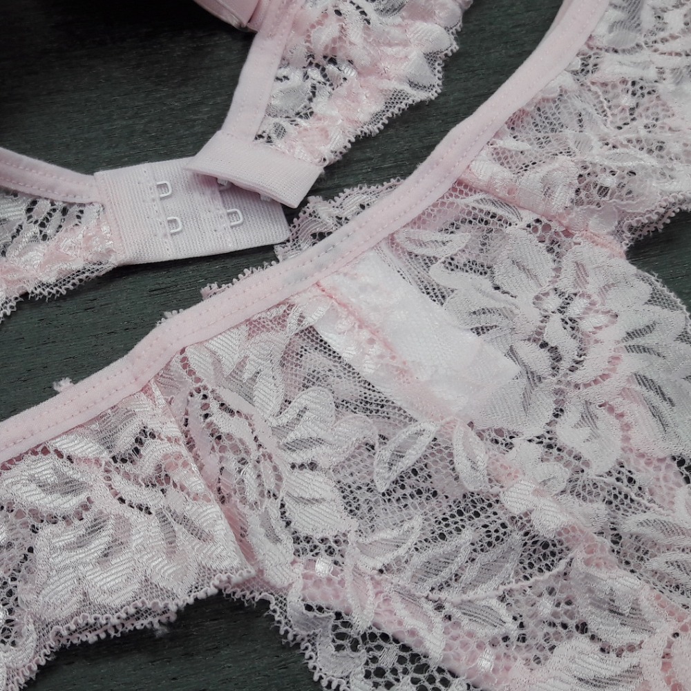 Conjunto Com Bojo Em Poliamida e Renda 