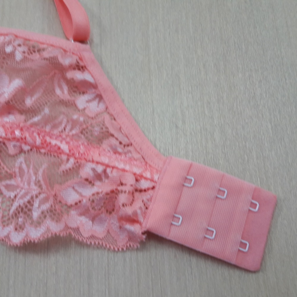 Conjunto Com Bojo em Renda