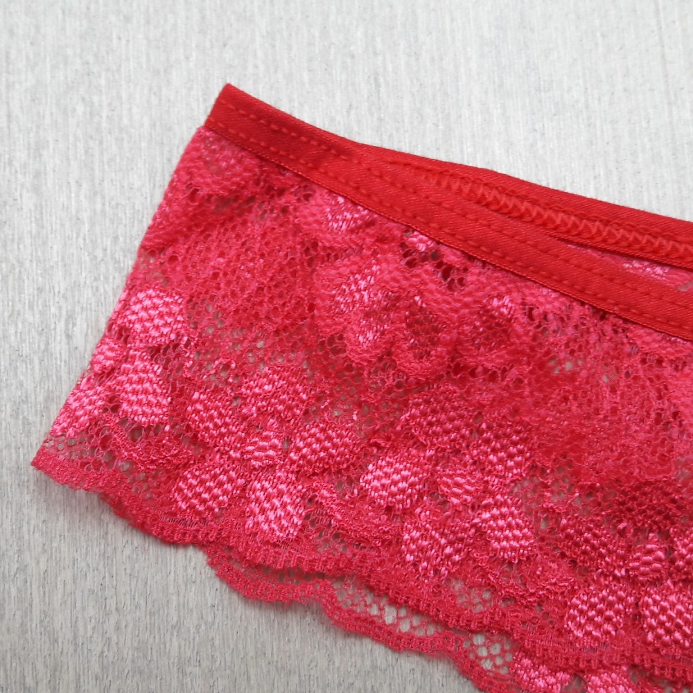 Tanga em Micro e Renda Lisa