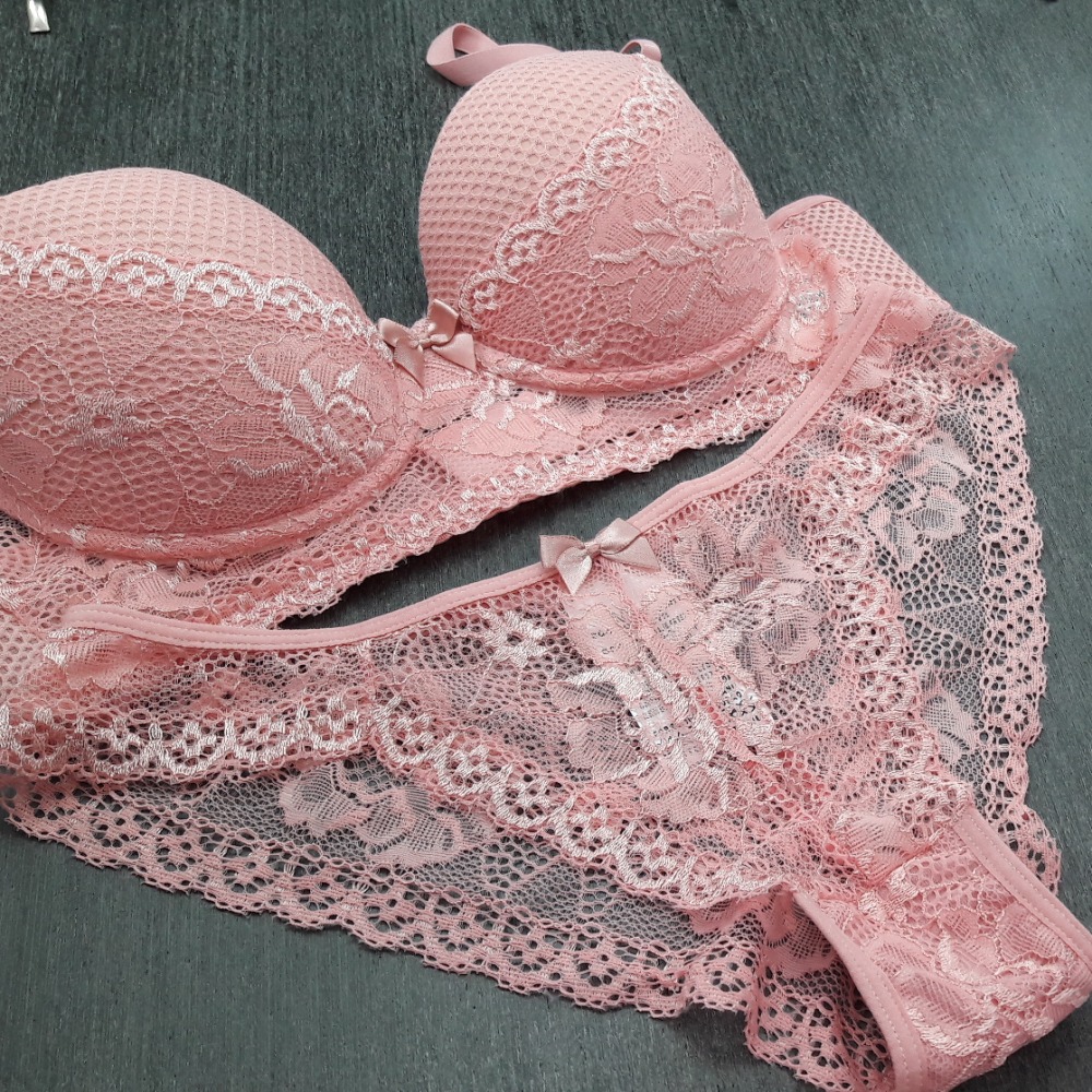 Conjunto Com Renda e Microfibra