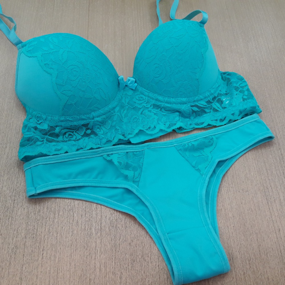 Conjunto Poliamida Detalhes em Renda