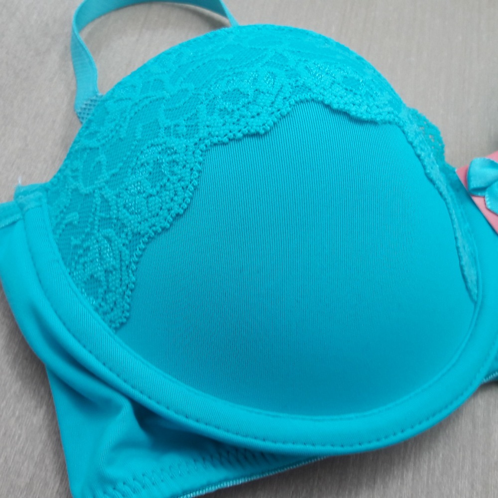 Conjunto Poliamida e Renda com Alas Removveis