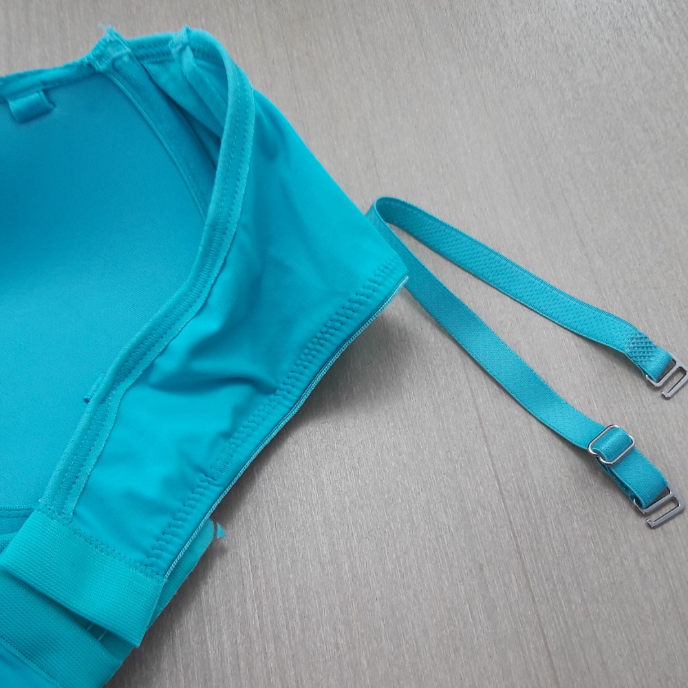 Conjunto Poliamida e Renda com Alas Removveis