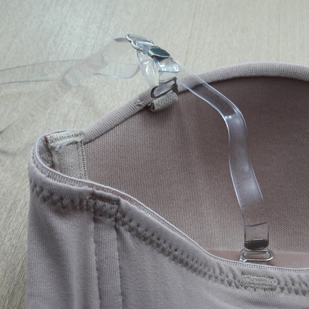 Suti Tomara Que Caia Alas de Silicone