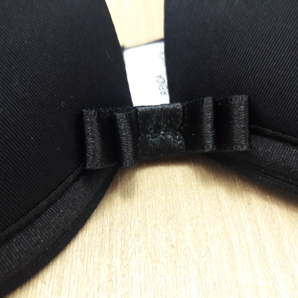 Conjunto Strappy em Microfibra e Renda