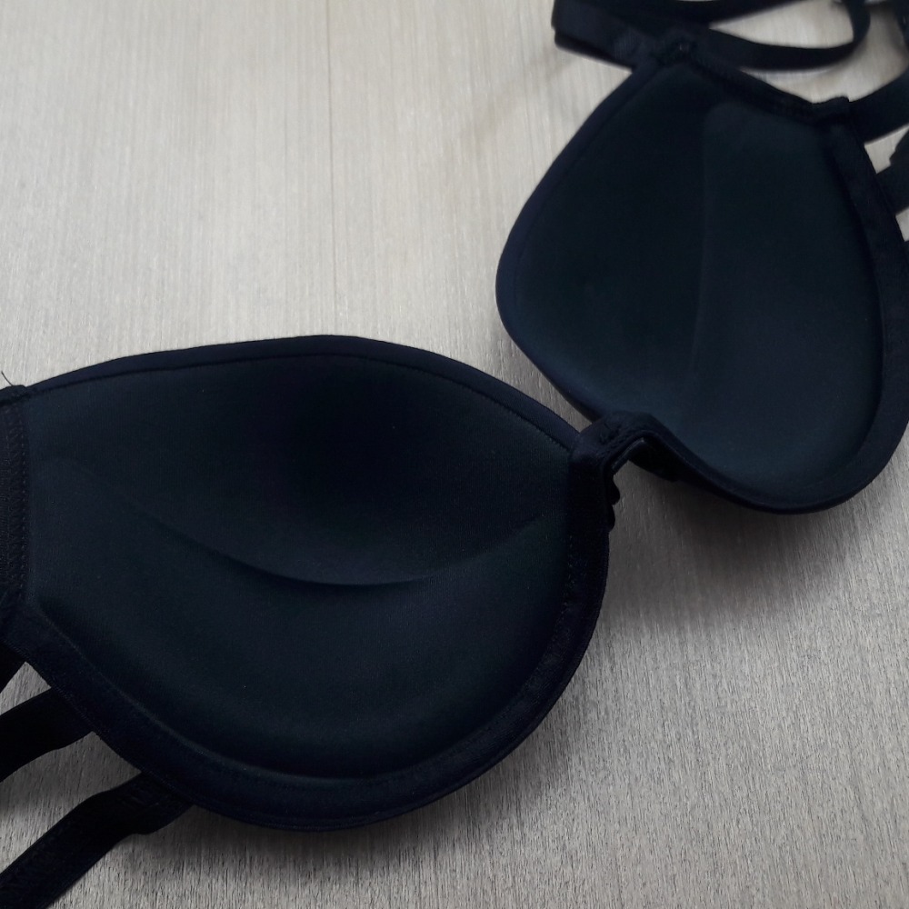 Conjunto Strappy em Microfibra e Renda