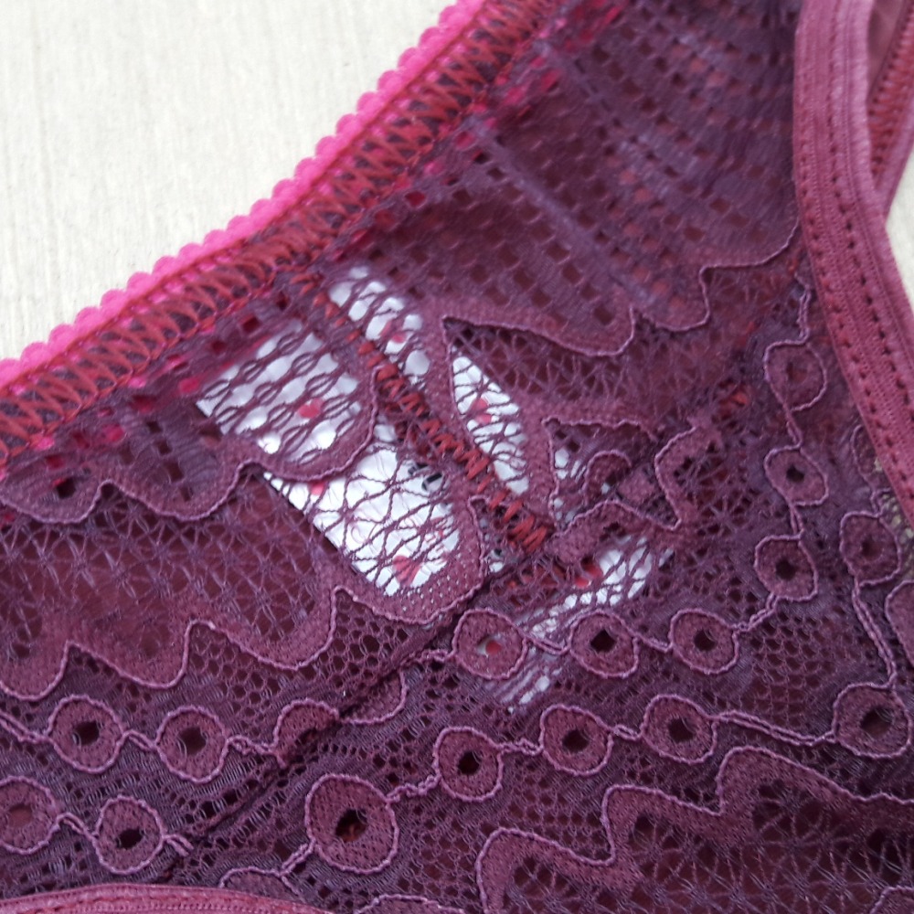 Tanga Fio com Renda Frontal