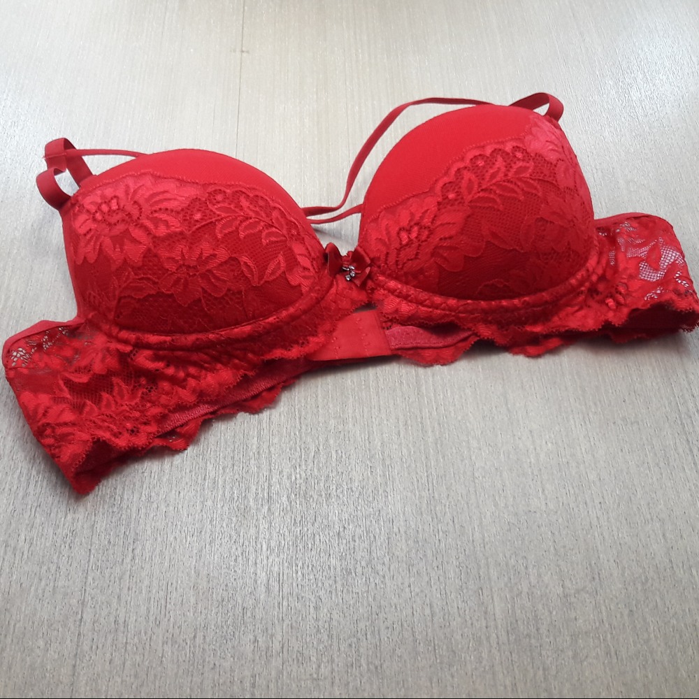 Suti Strappy com Renda 