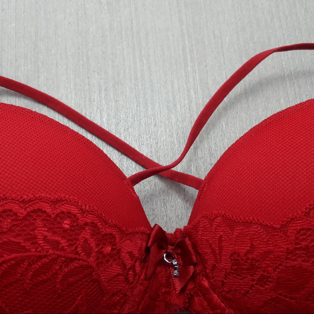 Suti Strappy com Renda 