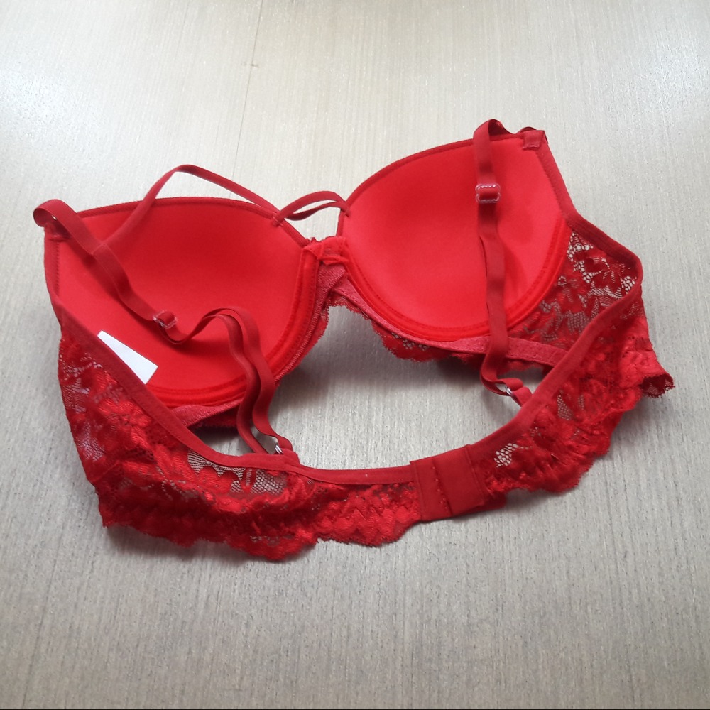 Suti Strappy com Renda 