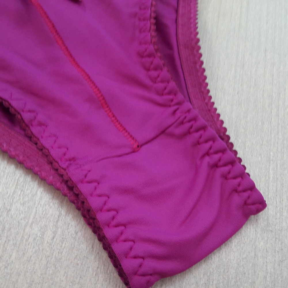 Calcinha Lisa com Lao 