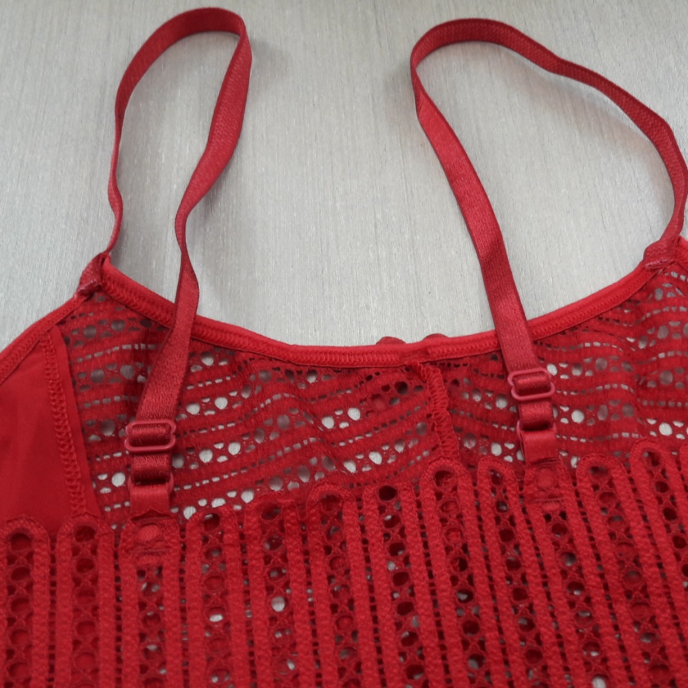 Camisola Detalhe em Renda