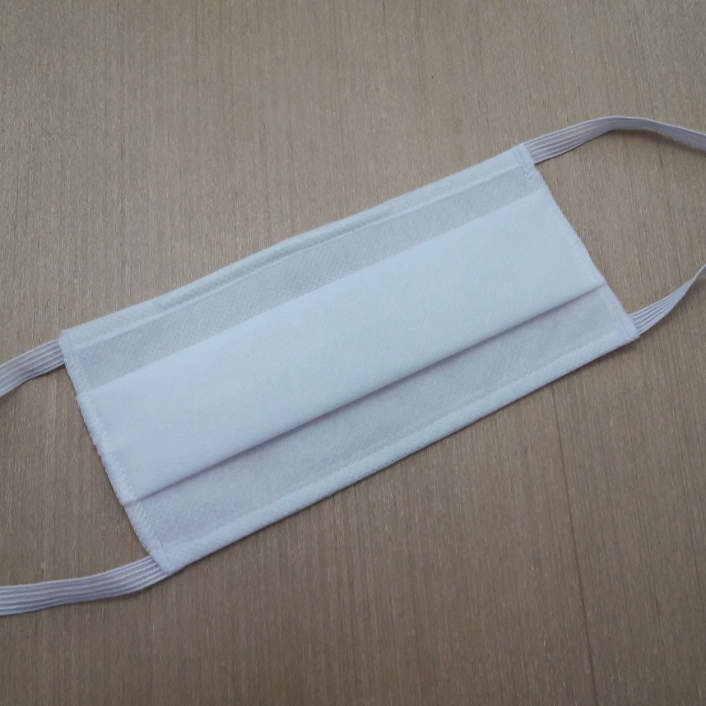 Kit com 50 Mscaras de TNT Tripla - Descartvel (3000)