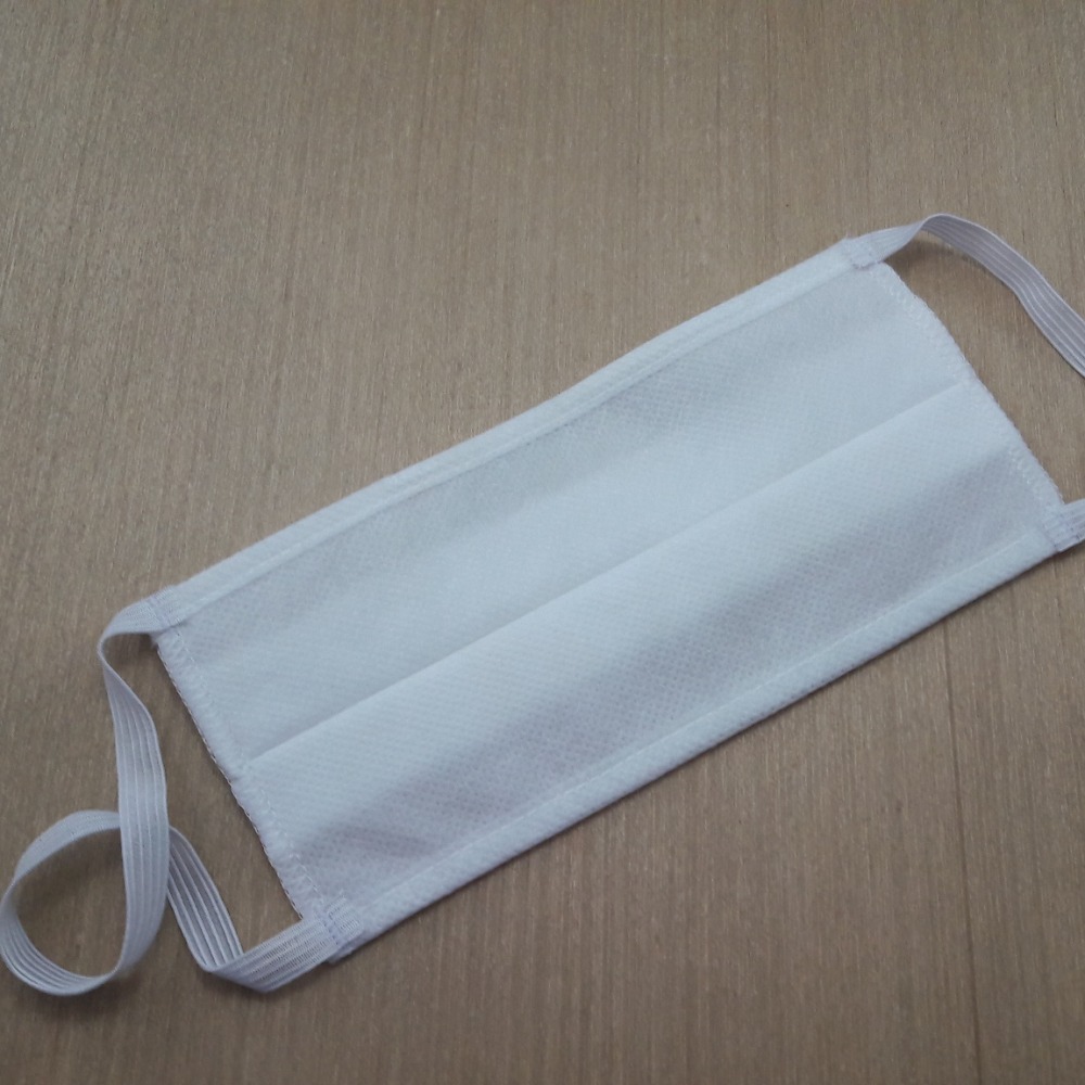 Kit com 50 Mscaras de TNT Tripla - Descartvel (3000)