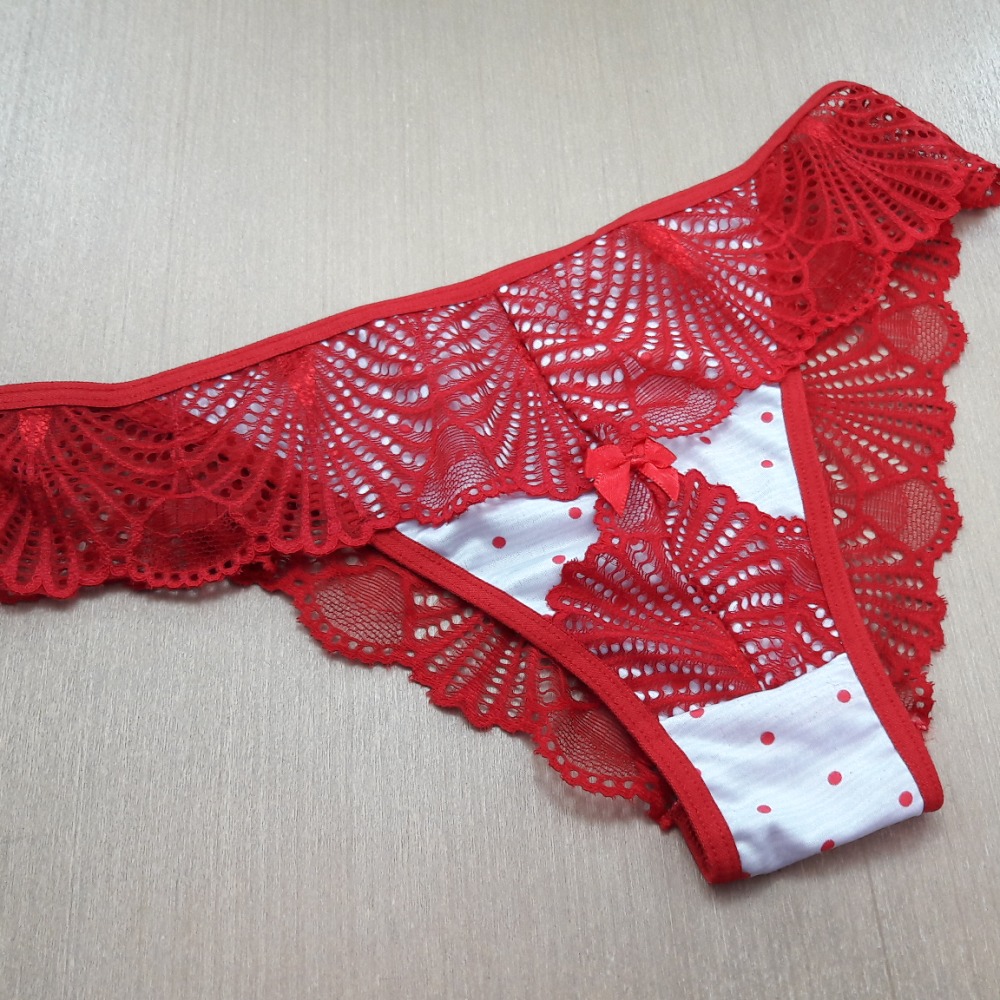 Calcinha Po e Renda
