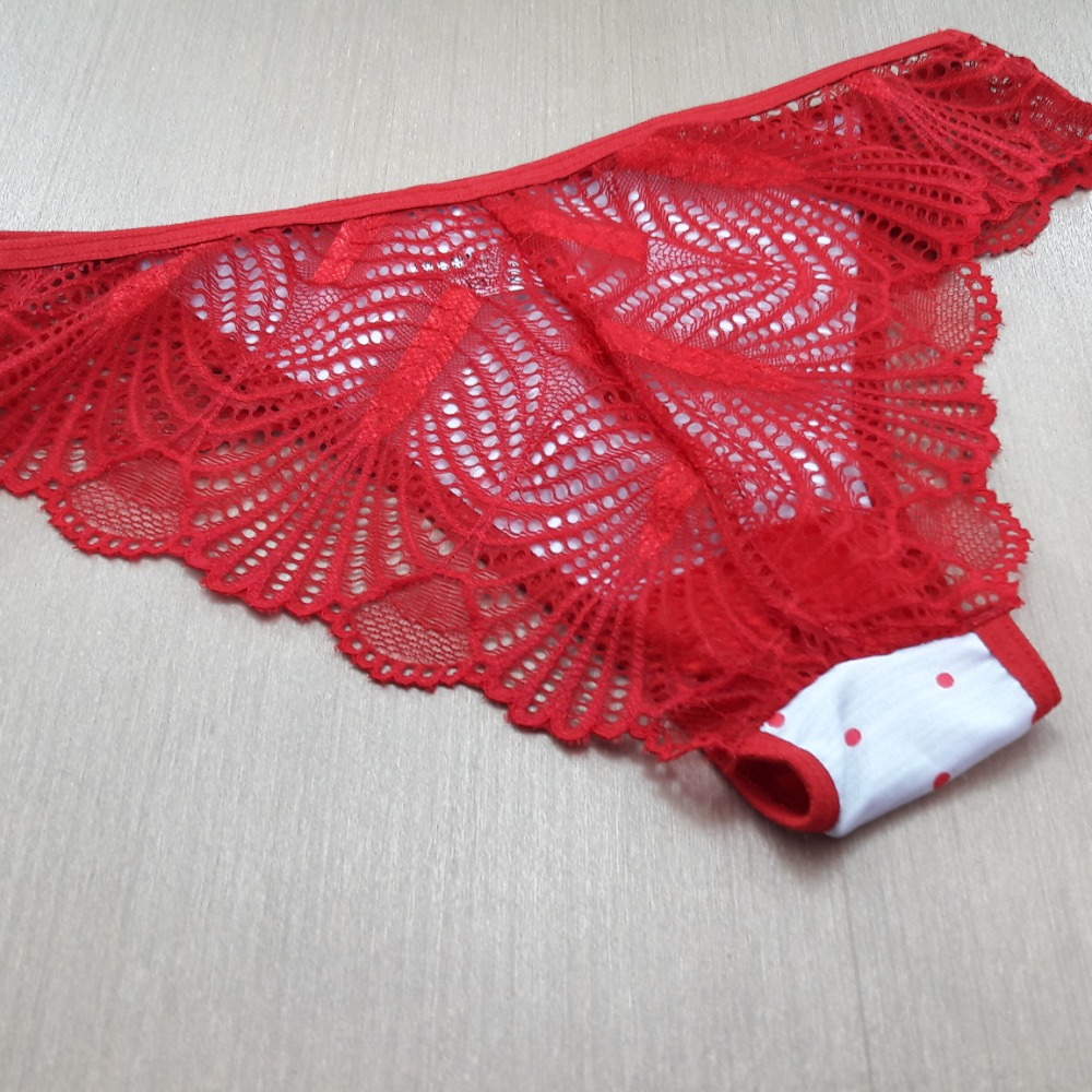 Calcinha Po e Renda