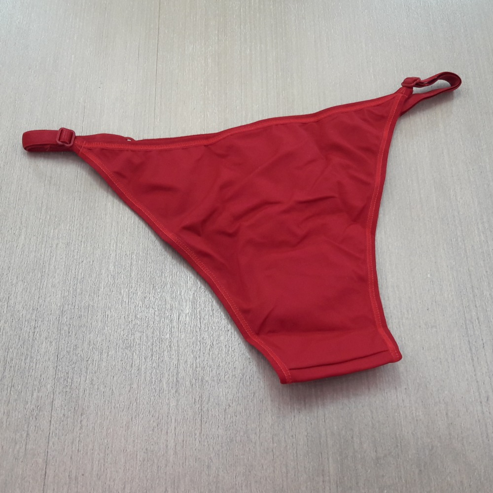 String em Microfibra e Renda com Lateral Regulvel