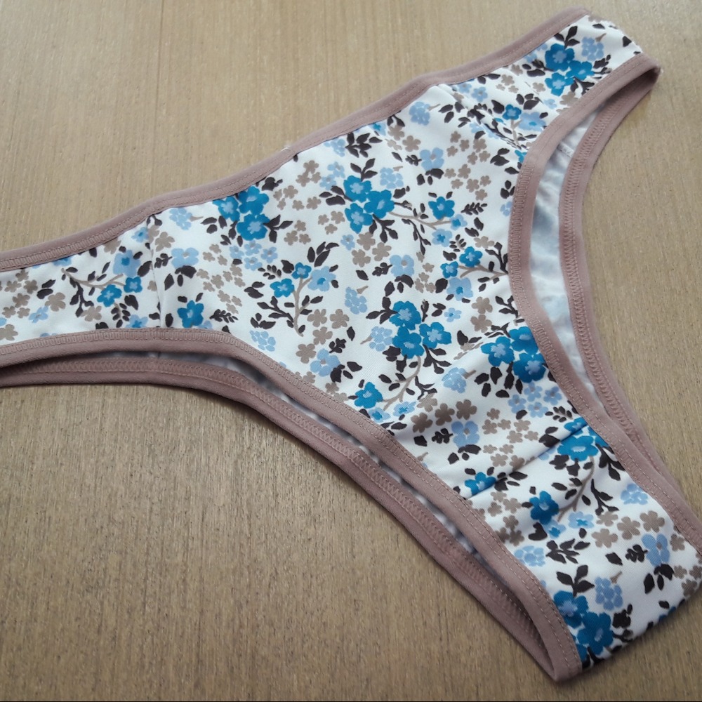 Calcinha Floral