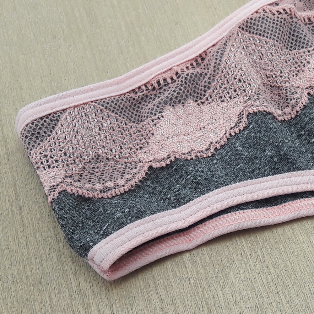 Calcinha Mescla com Renda