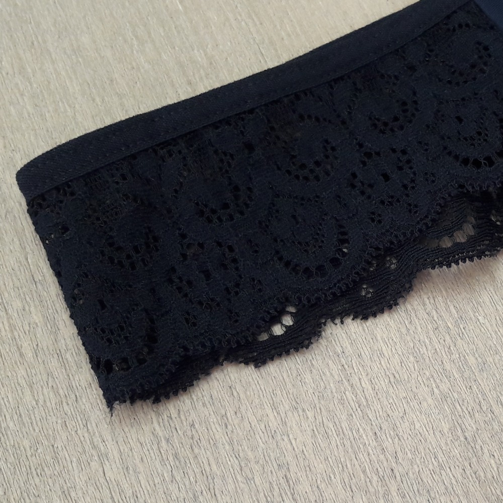 Tanga Fio Dental Sensual Com Renda