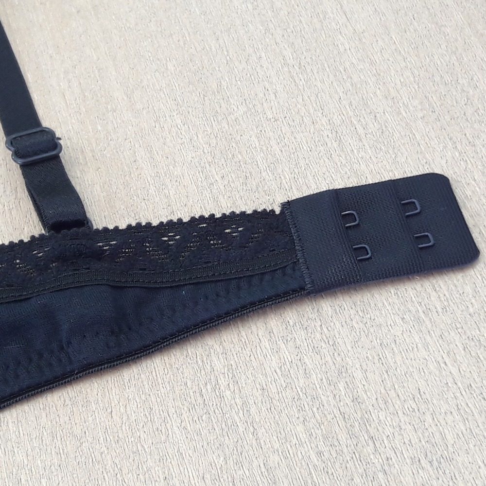 Suti Bsico com Renda nas Cavas