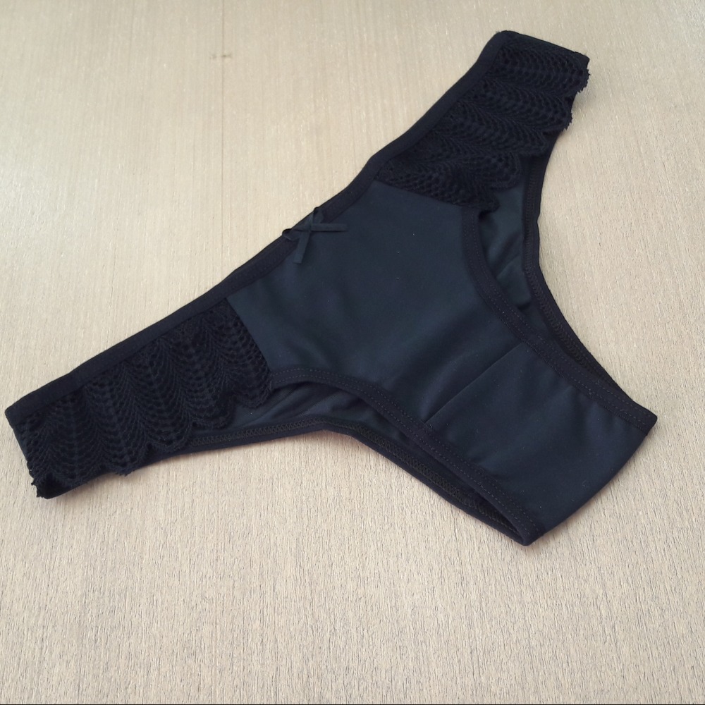 Calcinha Bsica Avulsa com Renda