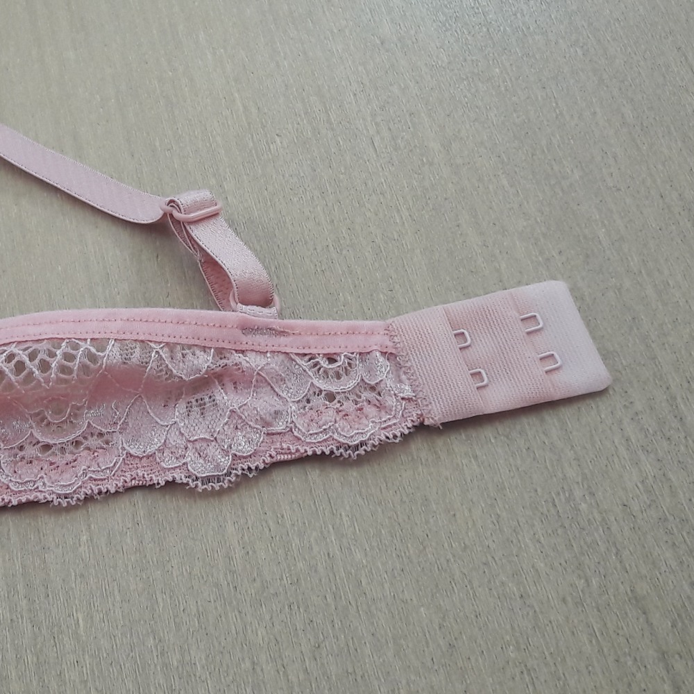 Conjunto Juliete em Microfibra e Detalhe em Renda