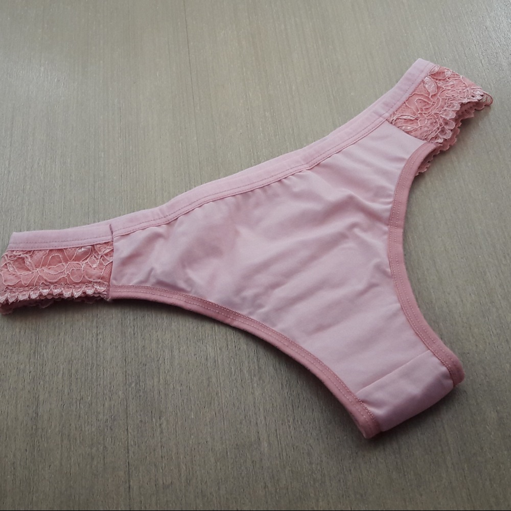 Calcinha Frente e Lateral Renda