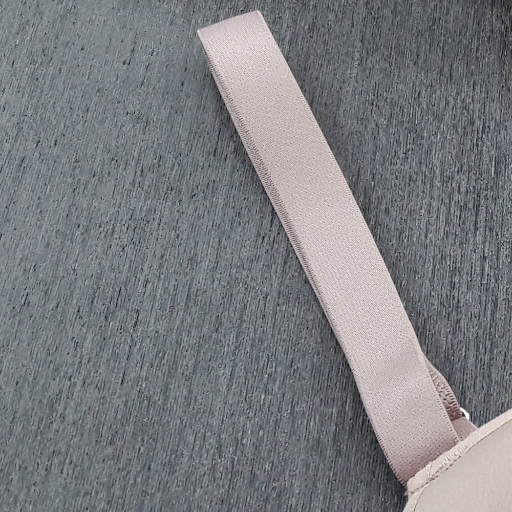 Suti Ala e Pala Reforada com Tapa Decote em Renda