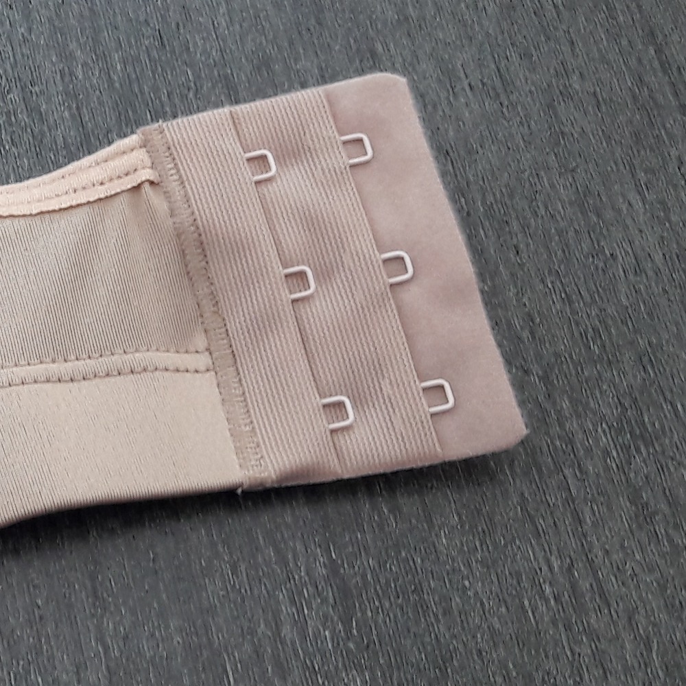 Suti Ala e Pala Reforada com Tapa Decote em Renda