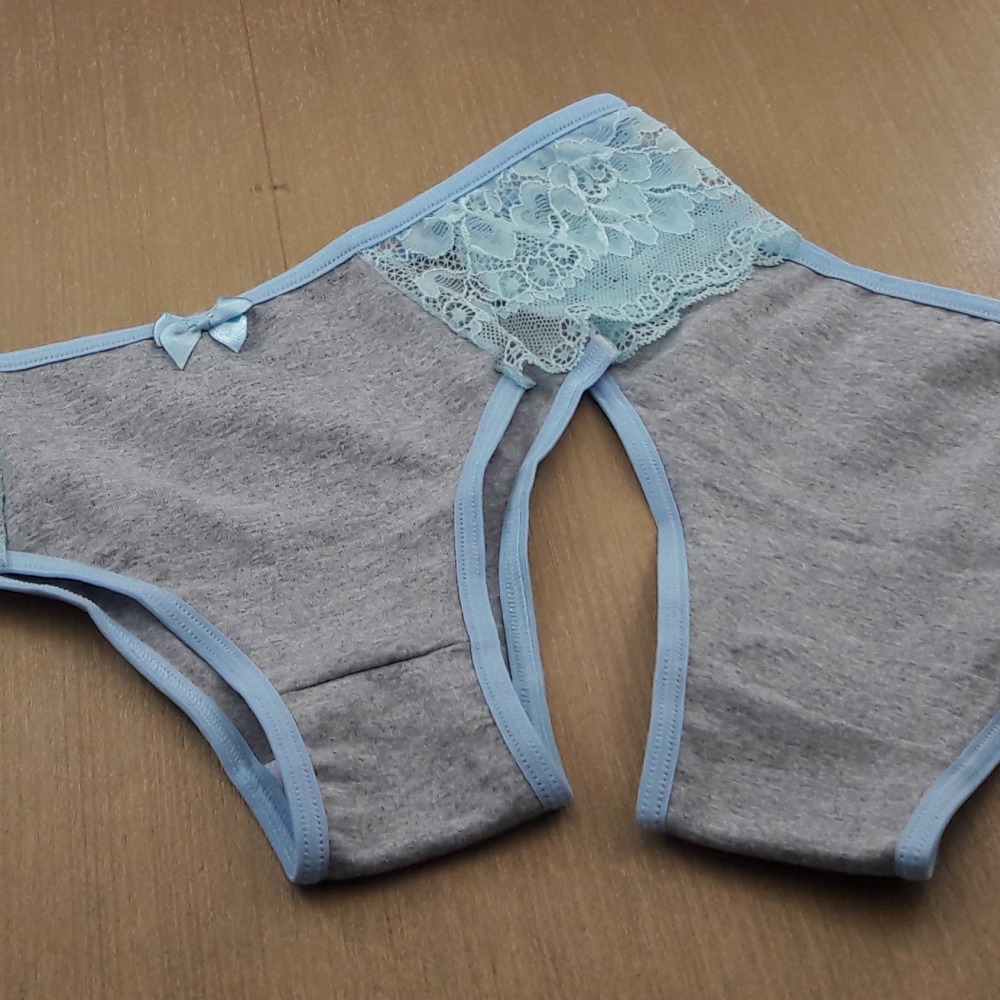 Calcinha de Algodo Lateral em Renda