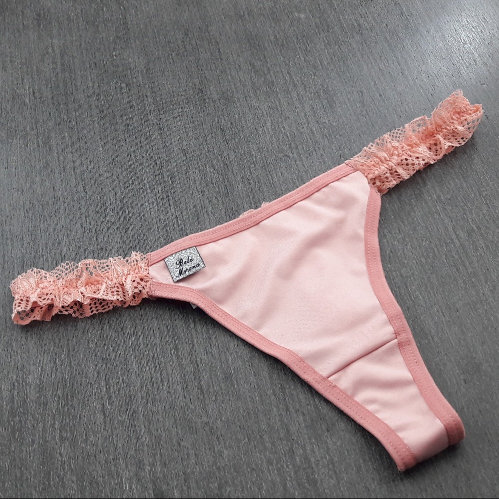 Tanga Fio com Renda Franzida na Cintura