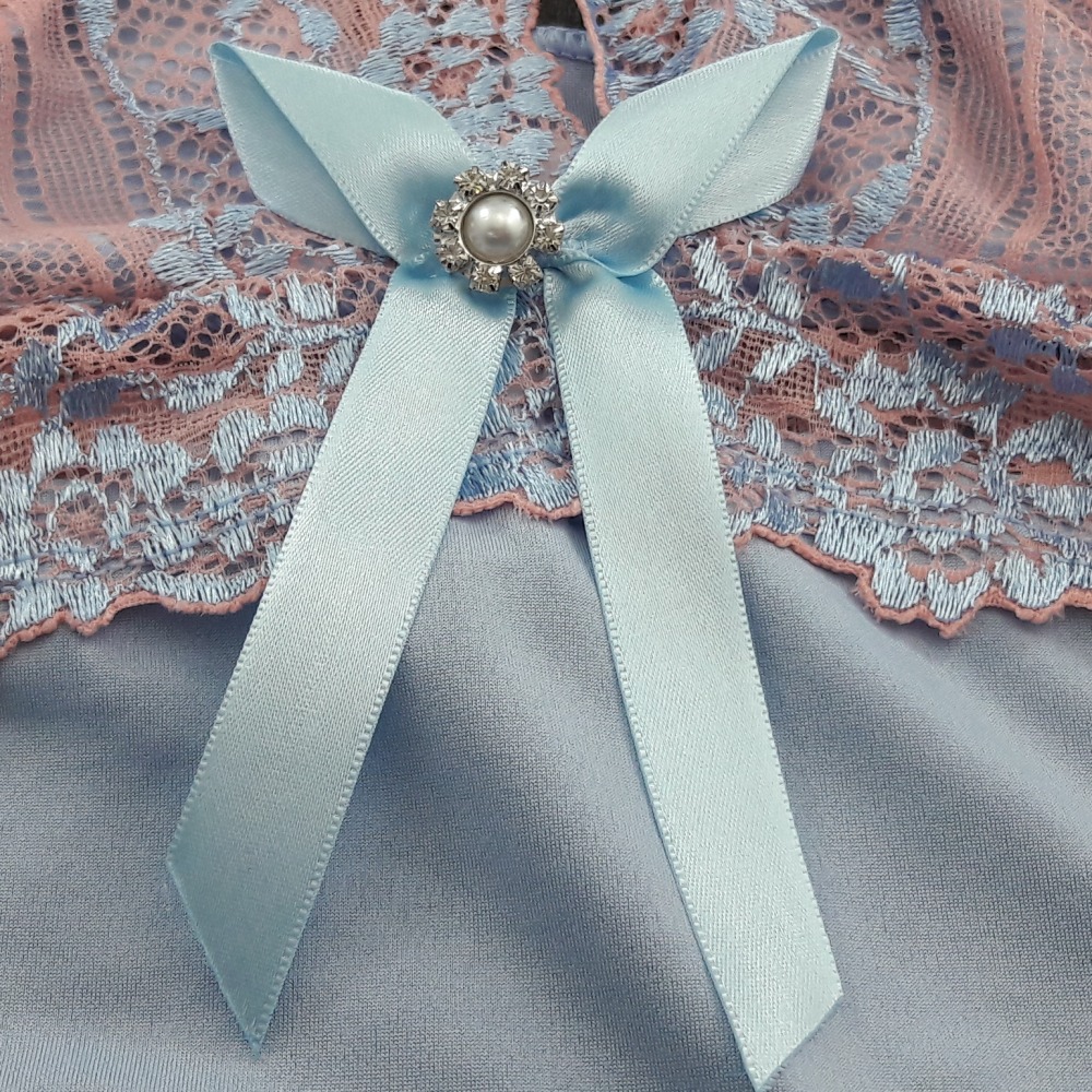 Camisola Leila com Renda Bicolor e Joia