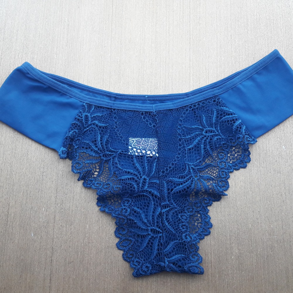 Tanga Lateral Dupla Costas em Renda