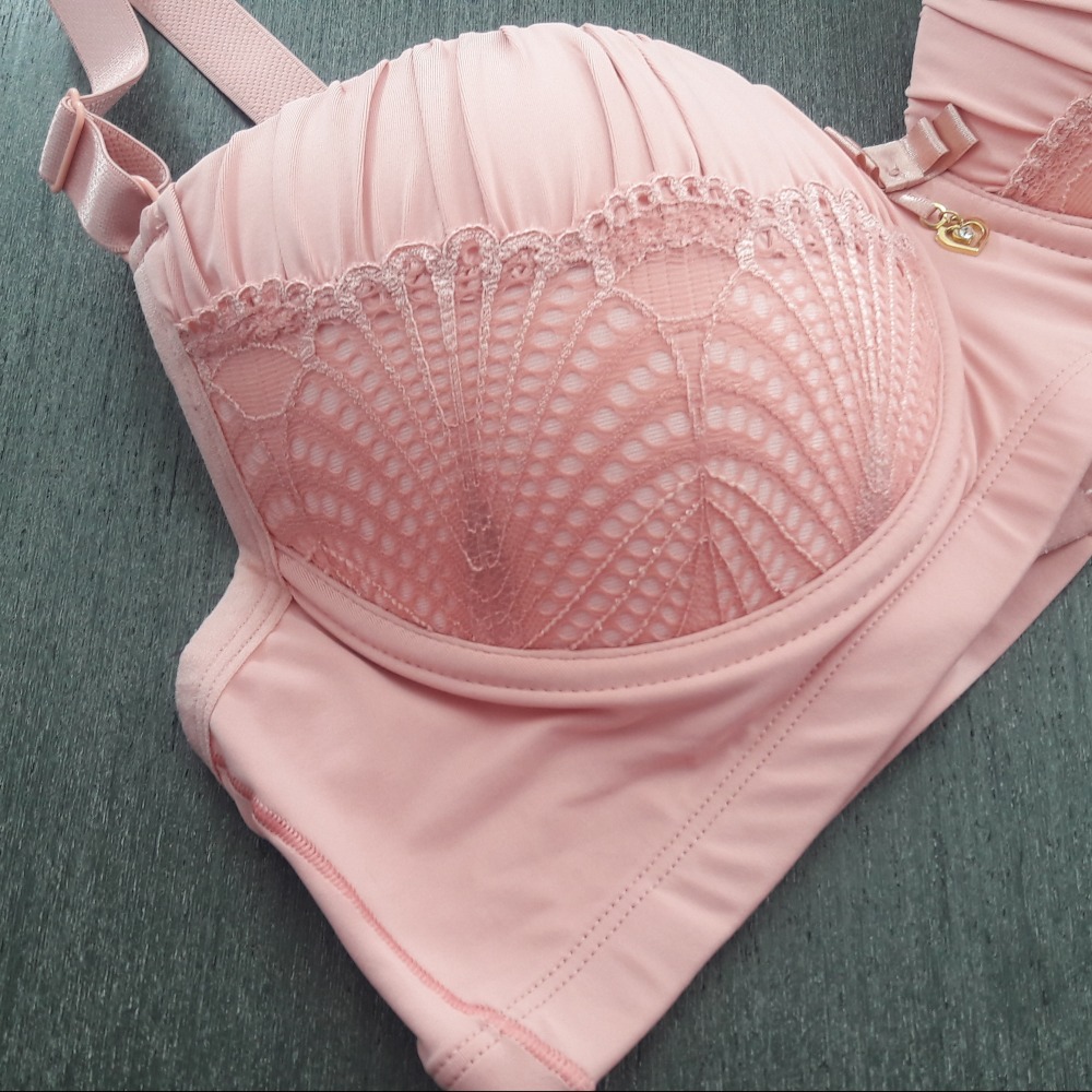 Conjunto Plus Size com Bojo Drapeado e Fio