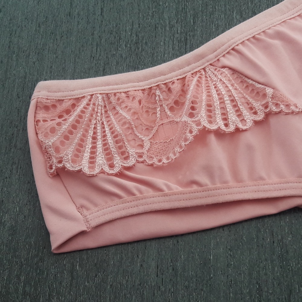 Conjunto Plus Size com Bojo Drapeado e Fio