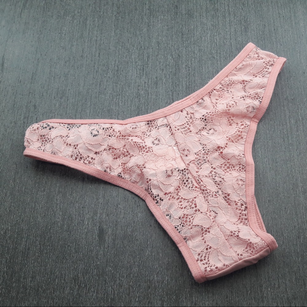 Calcinha Rendada Confortvel