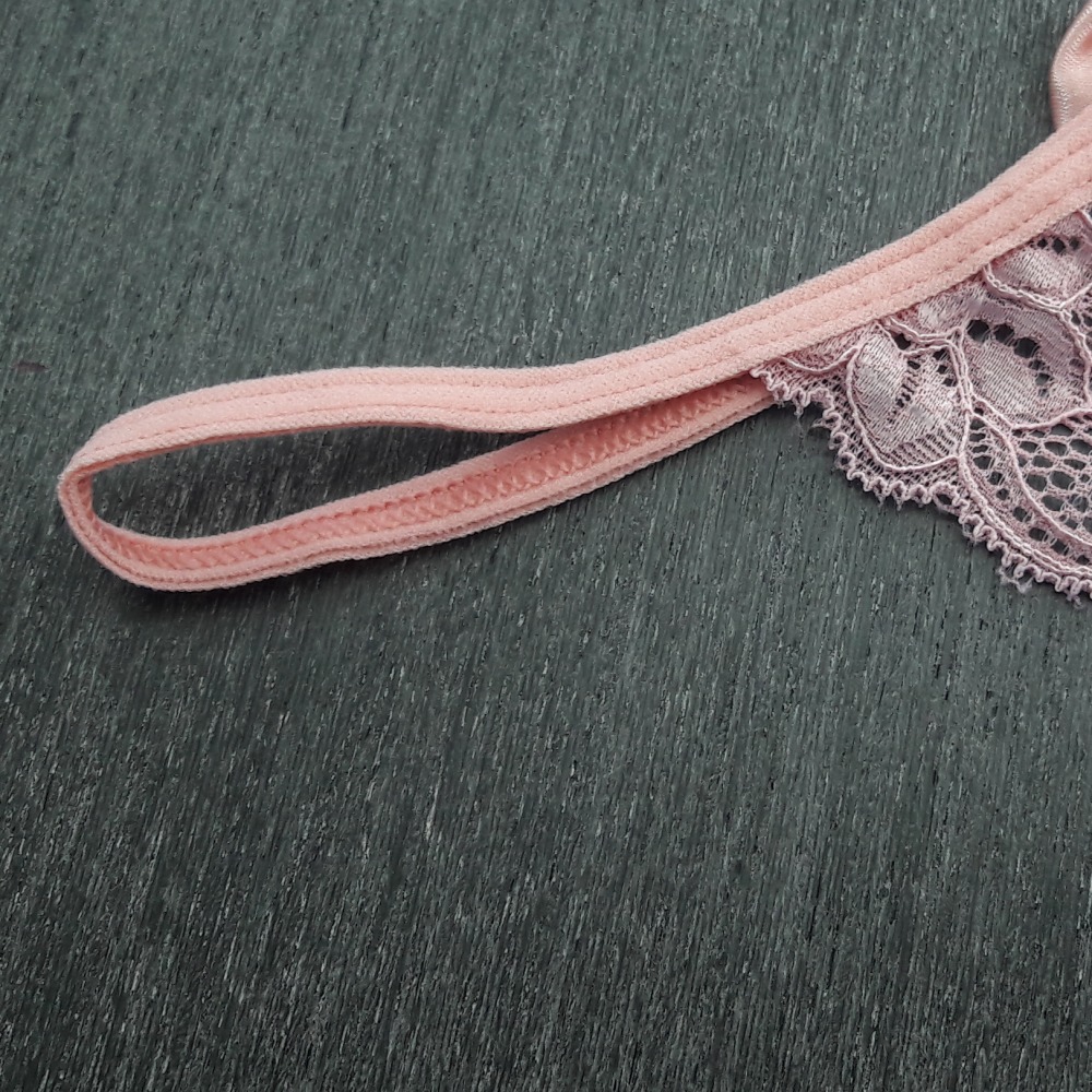 Tanga Fio Sexy em Renda e Lao