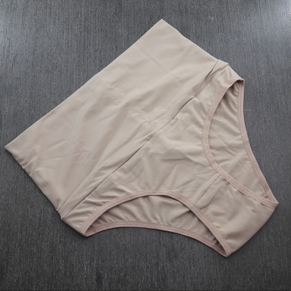 Cala Cs em Microfibra