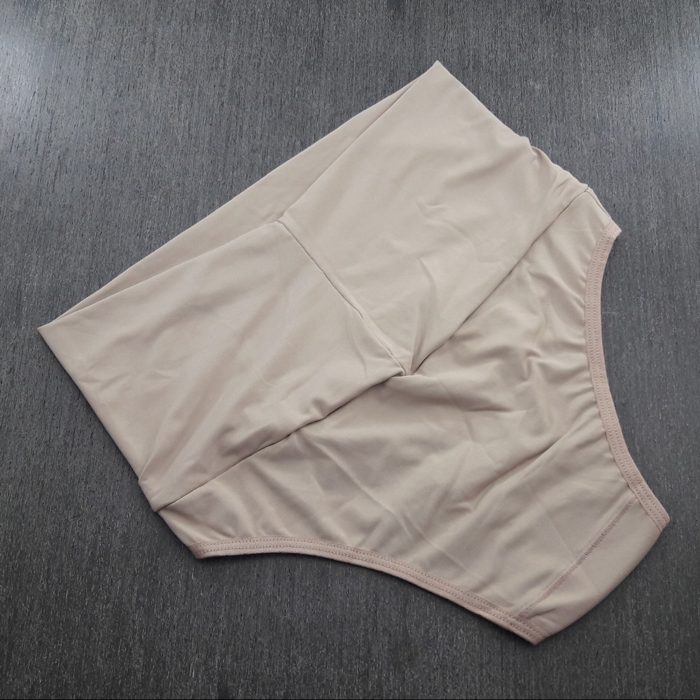 Cala Cs em Microfibra