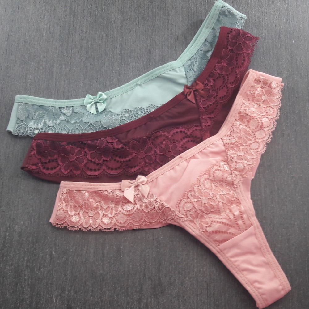 Tanga Fio Duplo Detalhe em Renda