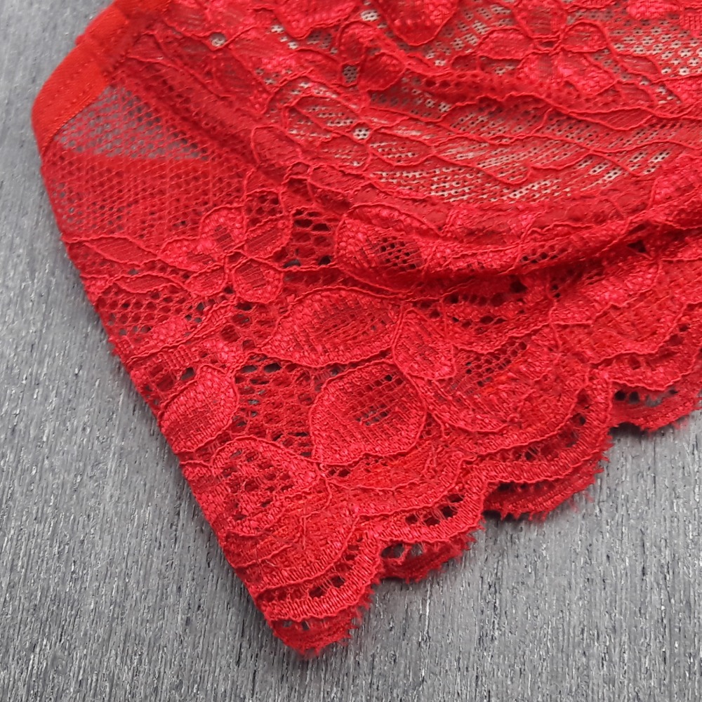 Suti Aline Sem Bojo com Arco