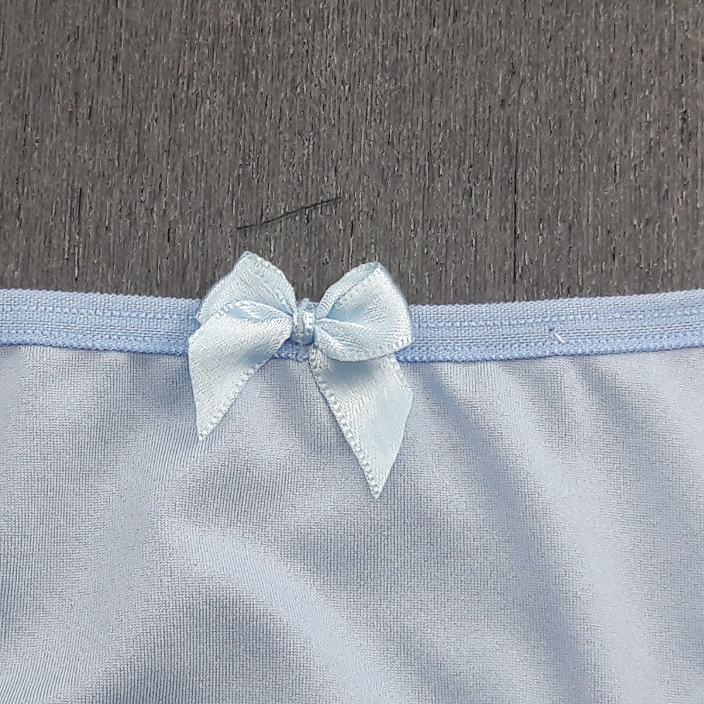 Cala Bsica Lateral Bordado Ingls