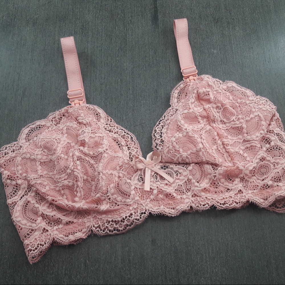 Suti Amamentao de Renda