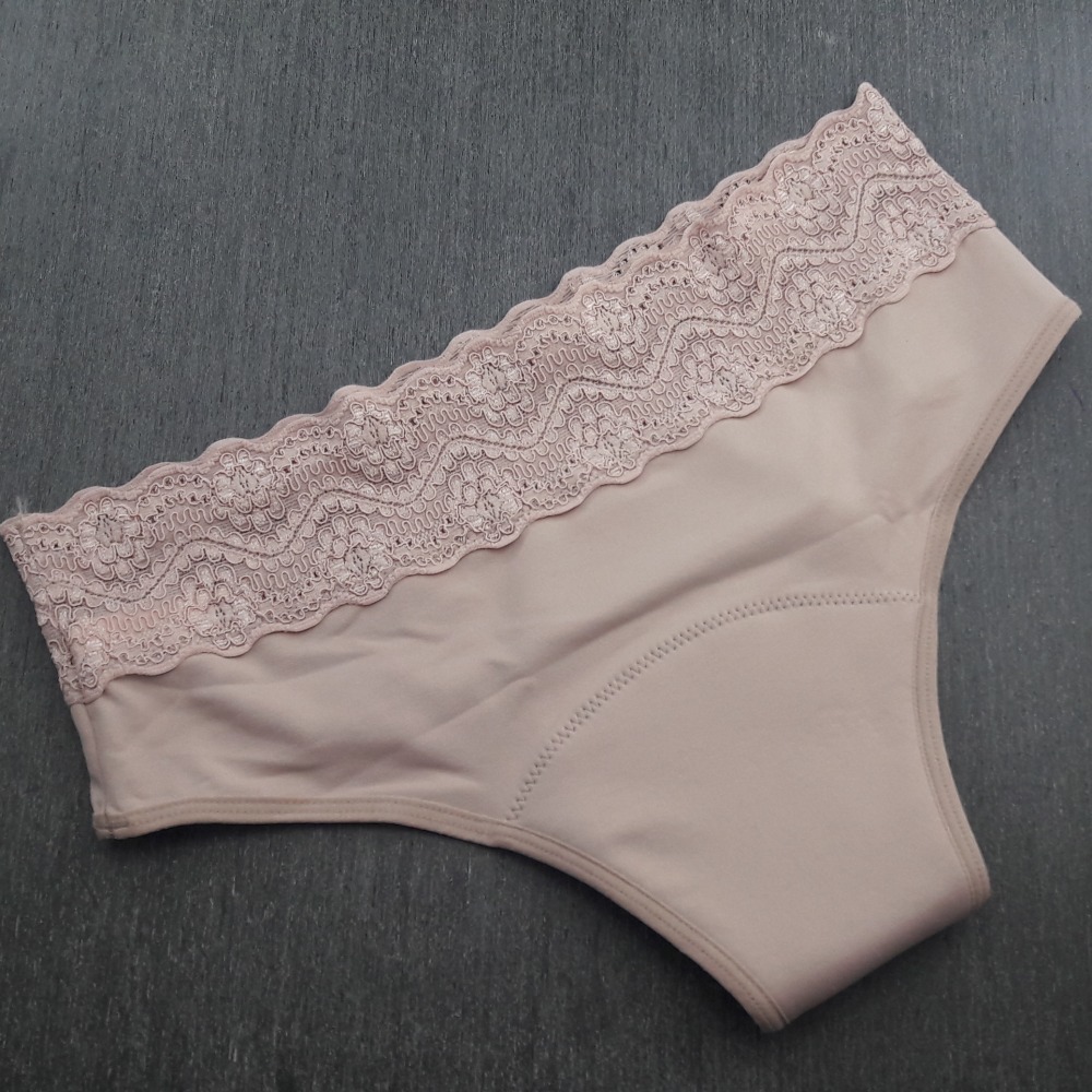 Cala Absorvente com Cintura em Renda