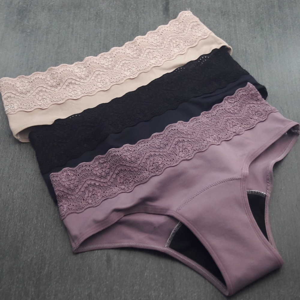 Cala Absorvente com Cintura em Renda