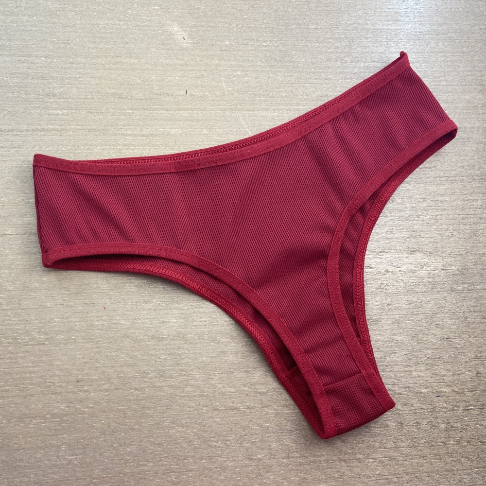 Tanga Biquni Canelada