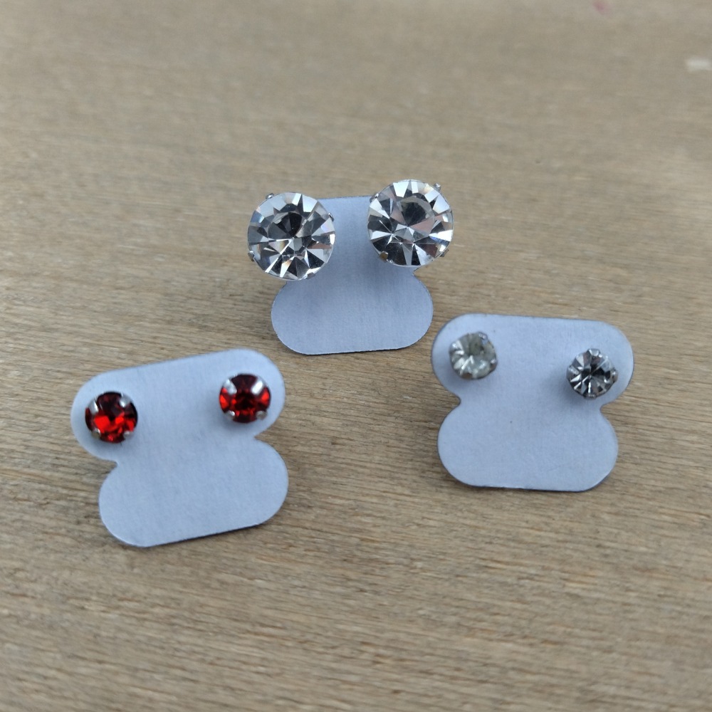 Kit com 3 Pares Brincos de Ponto de Luz