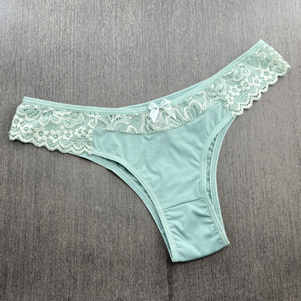 Conjunto com Bojo e Pala Larga